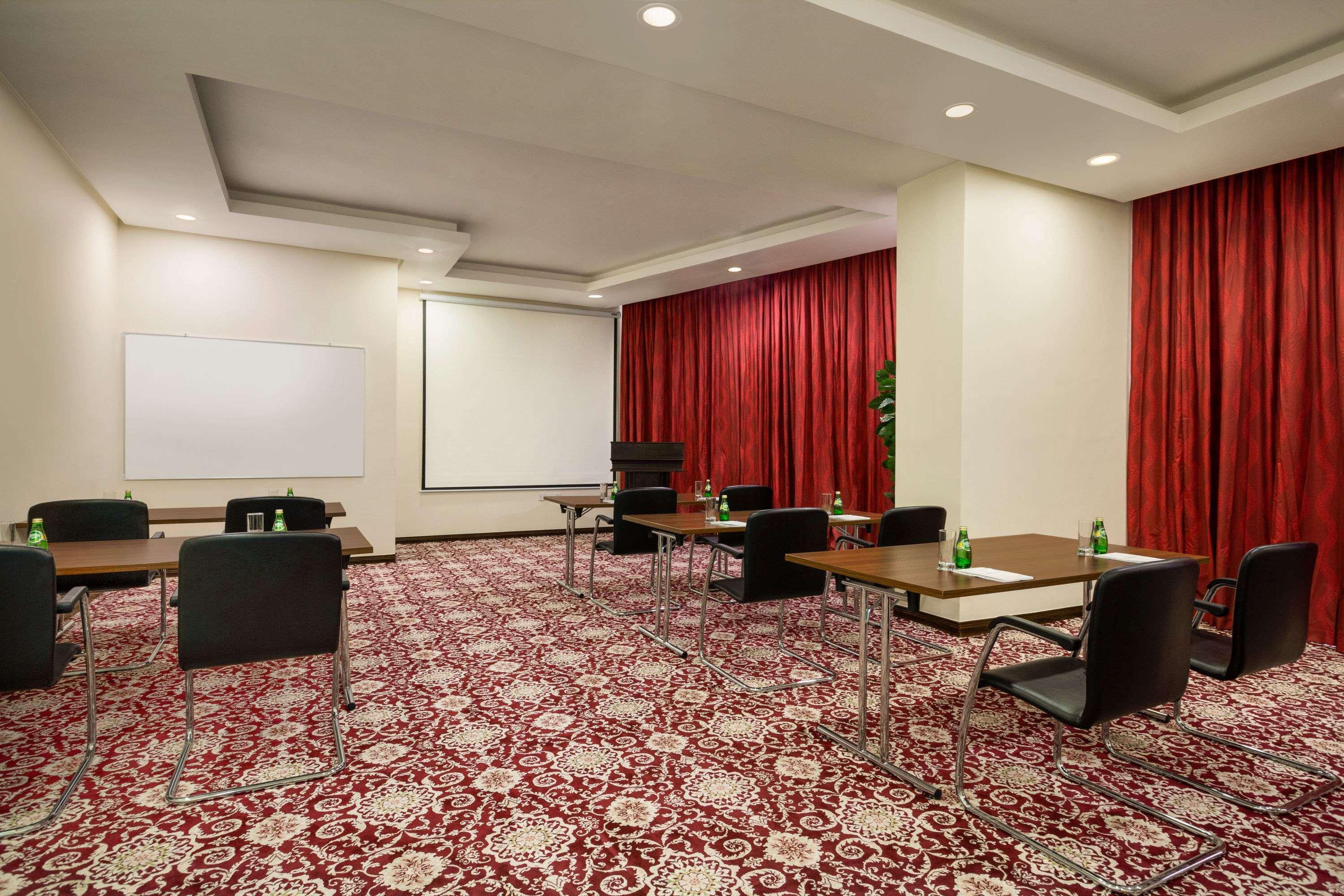 Ramada Encore By Wyndham Kuwait Downtown Kuvait Kültér fotó